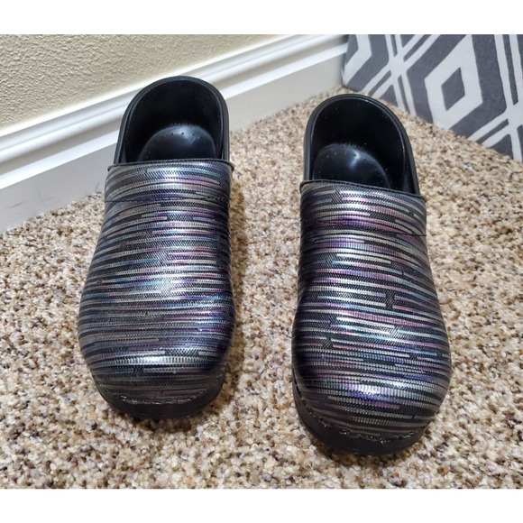 Dansko XP Rainbow Striped Metallic Patent Leather Clogs 36 US 5.5-6 - Picture 2 of 12